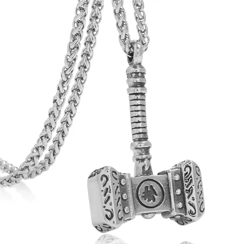 Collana con martello di Thor N - Ethnic Fashion World recensione e prezzo